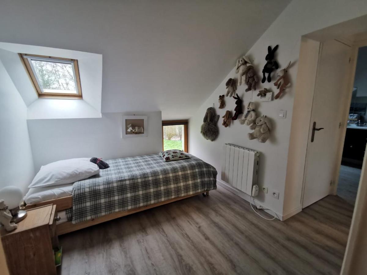 Les Chambres De Capucine Carcagny Екстериор снимка