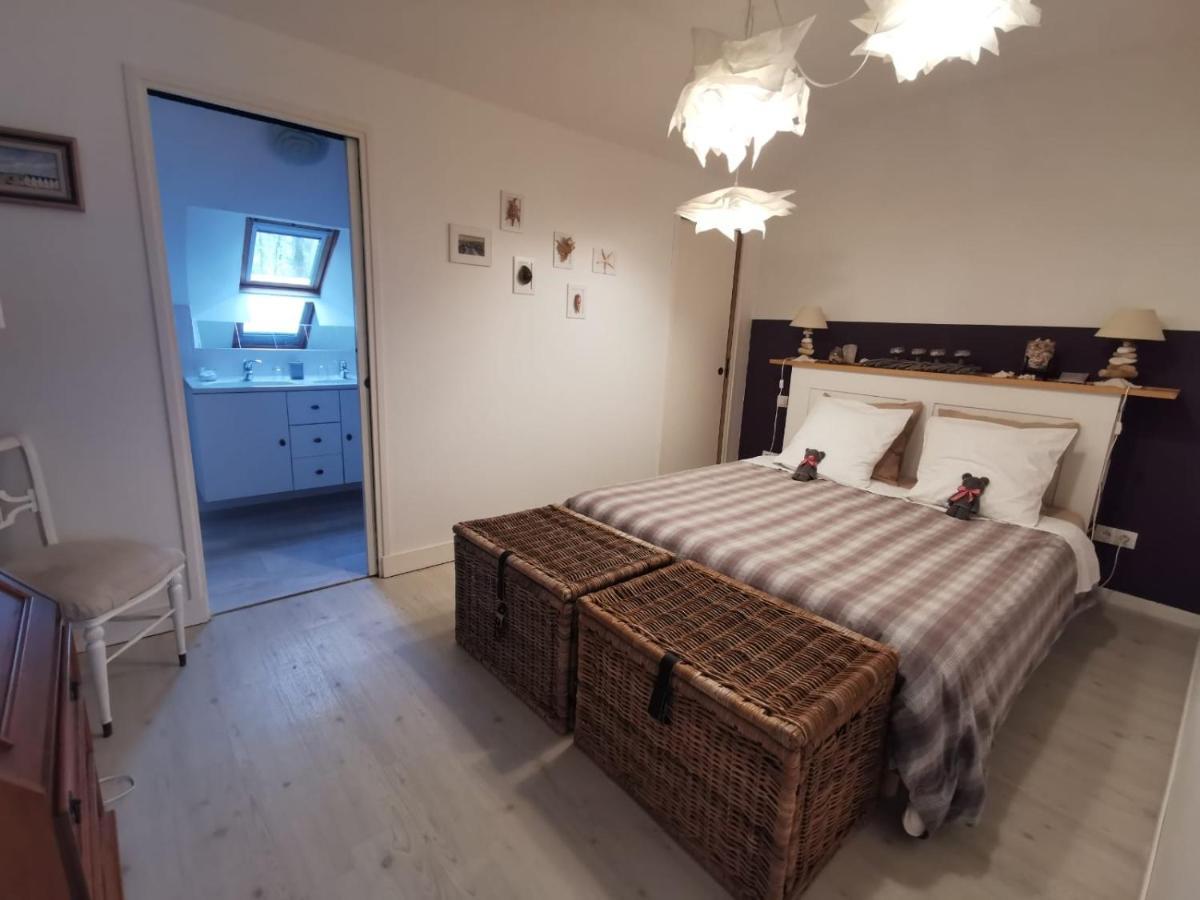 Les Chambres De Capucine Carcagny Екстериор снимка